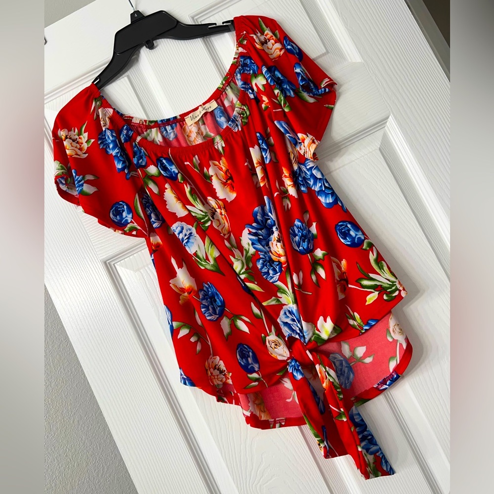 Red floral tie front blouse